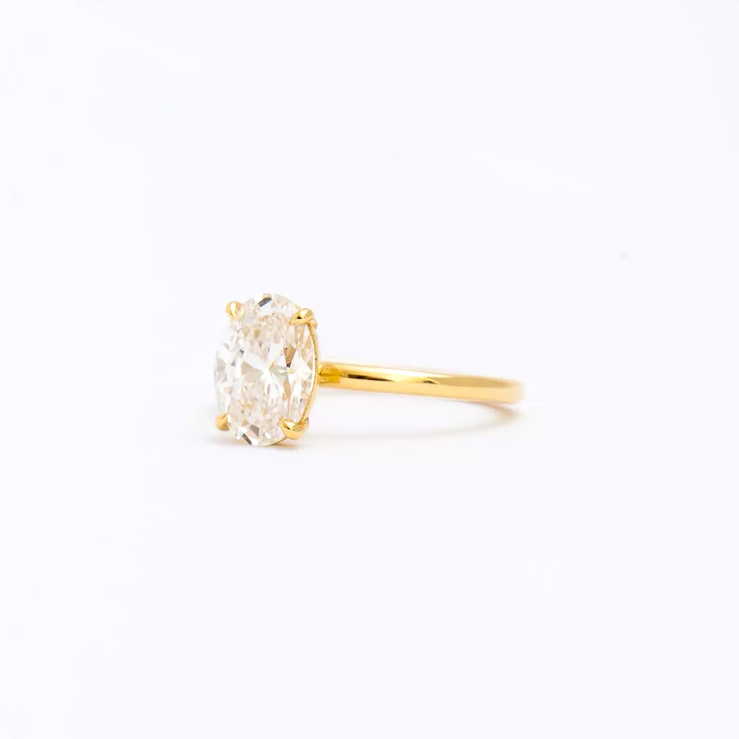 2.00 ct Lab-Grown Oval Coursière Solitaire