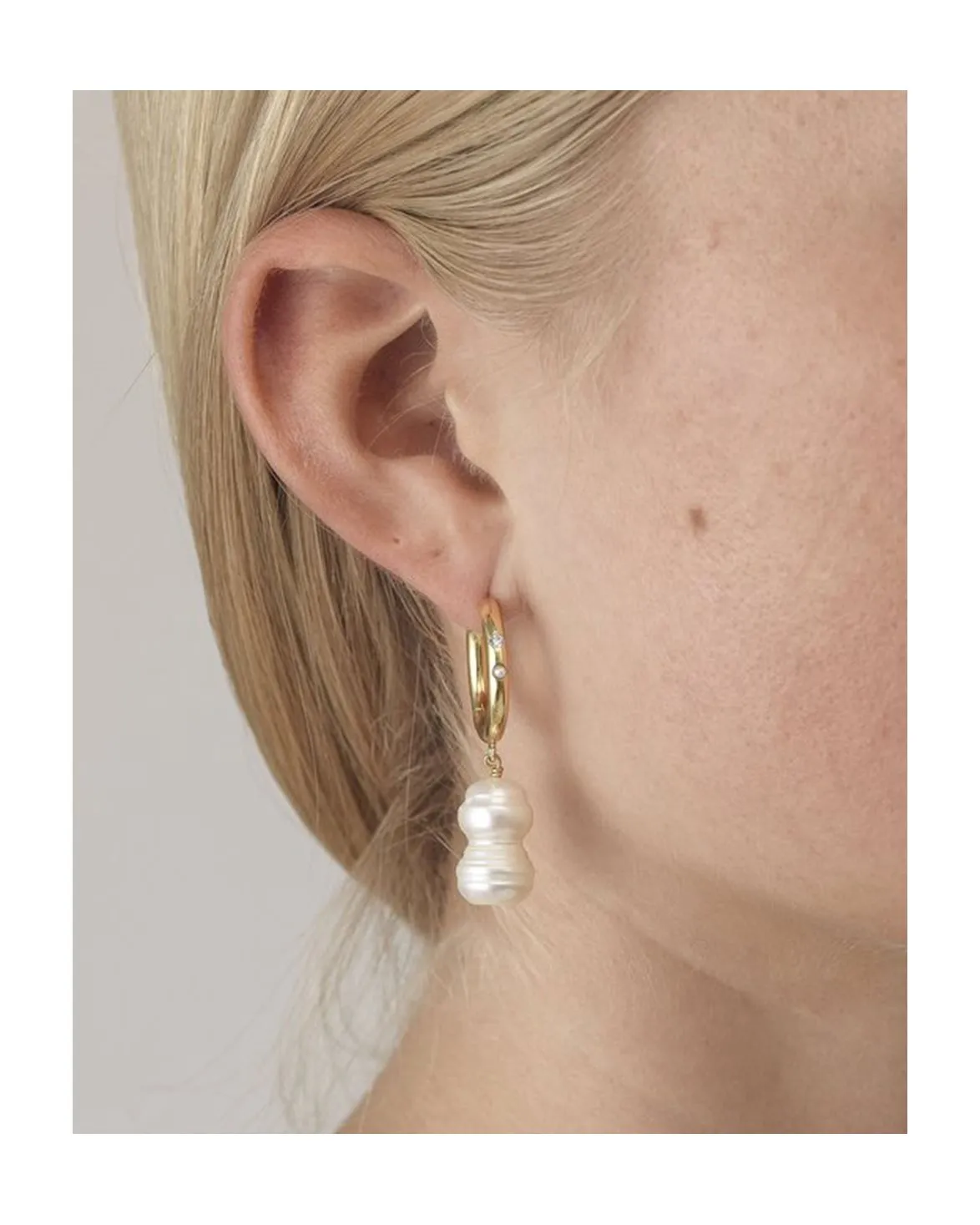 Anni Lu Diamonds And Pearls Earrings White Smoke