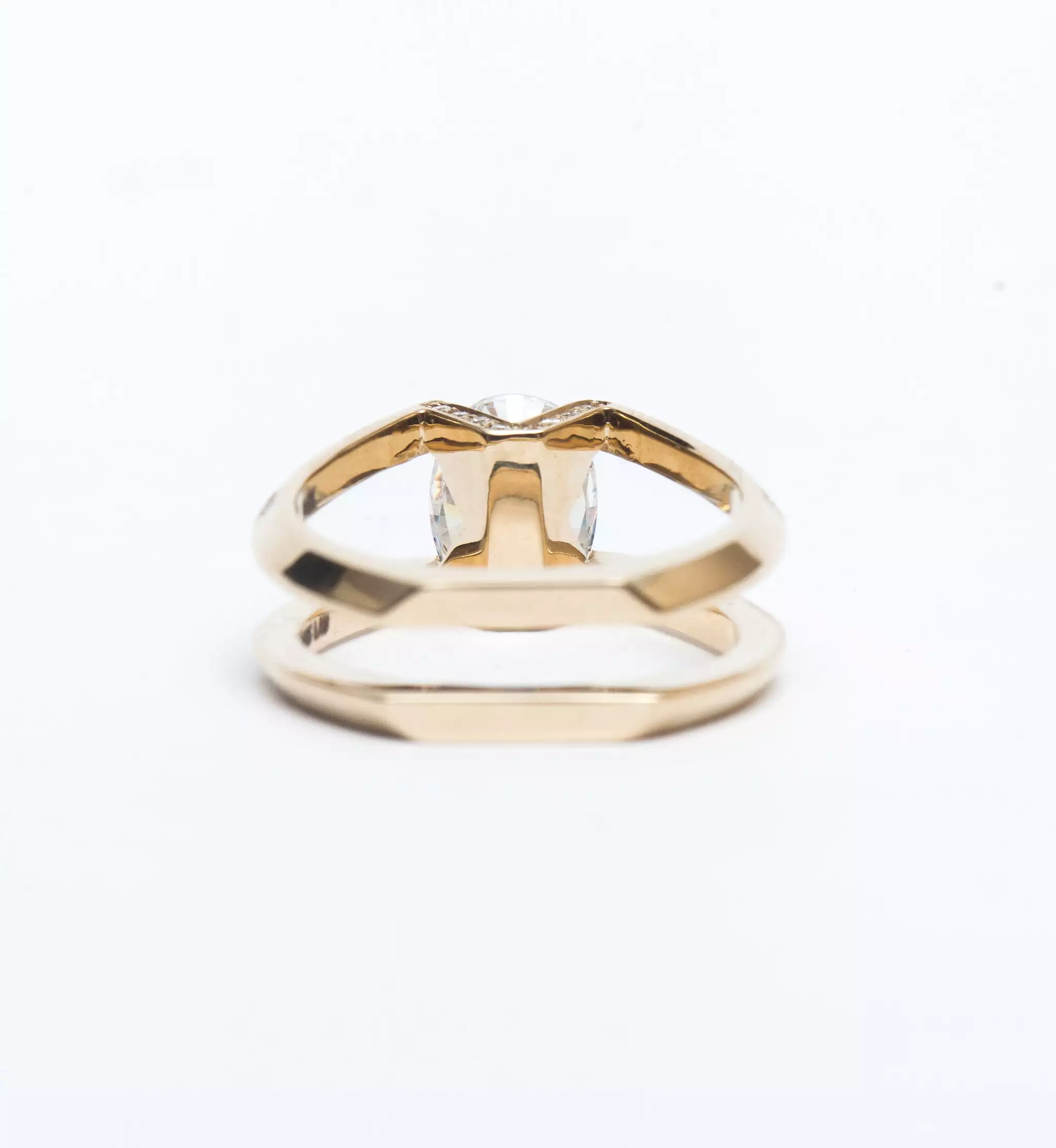 Futurist Ring