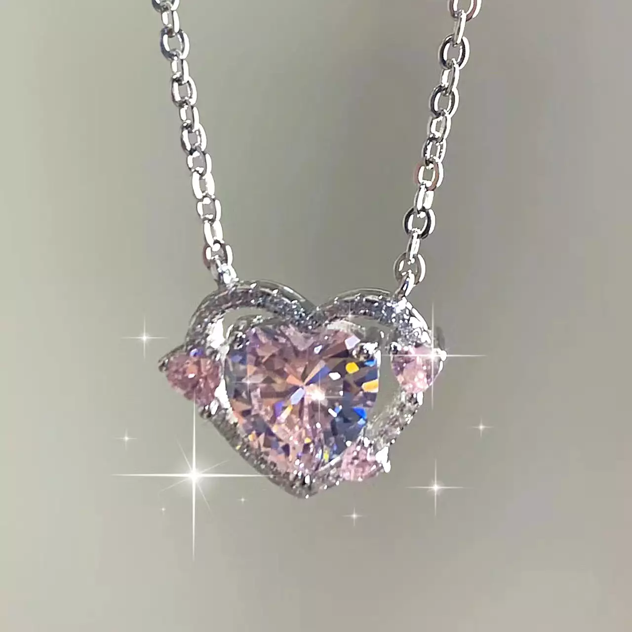 Hearts Pendant Necklace  - Kimi