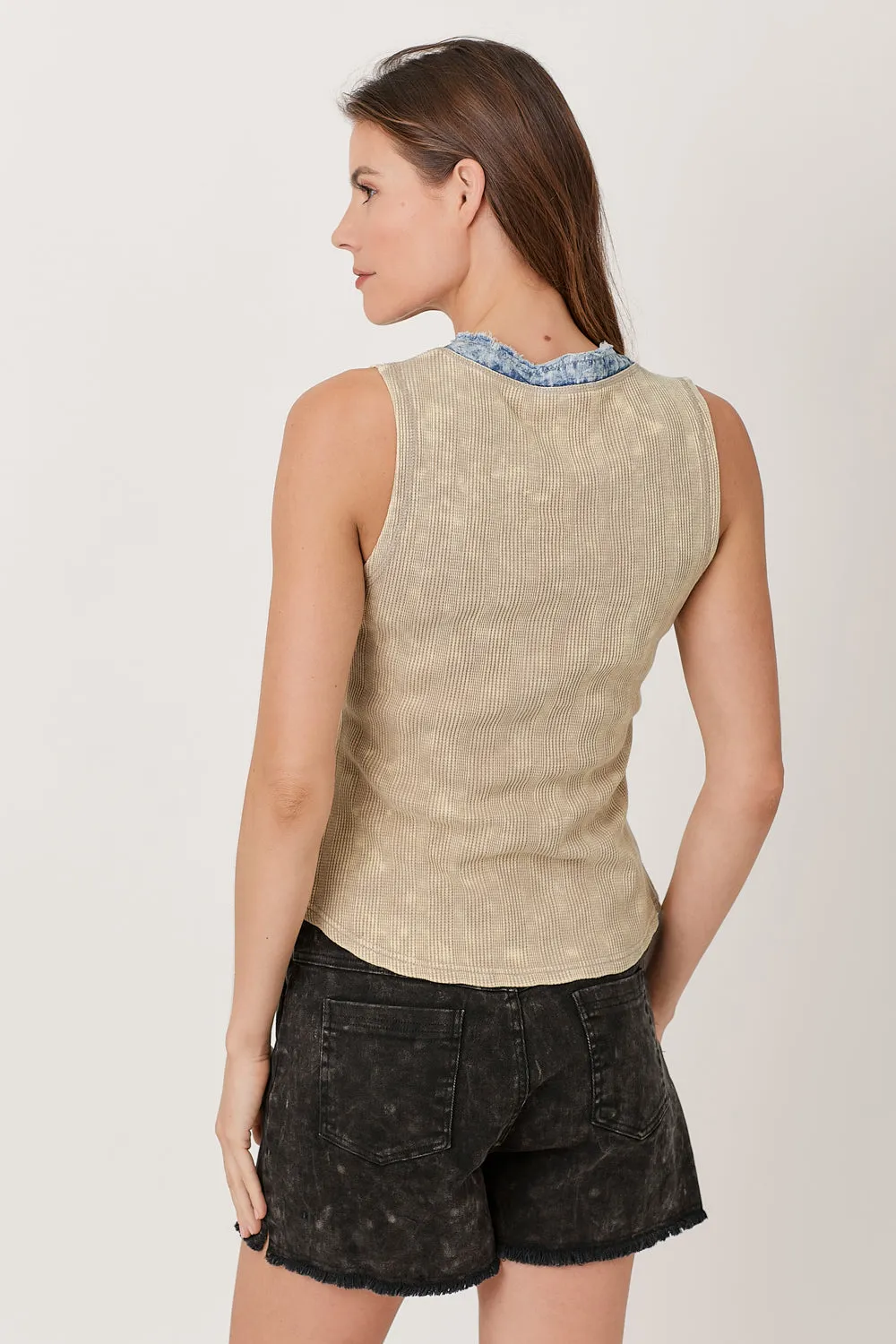 Washed Sleeveless  Henley Top