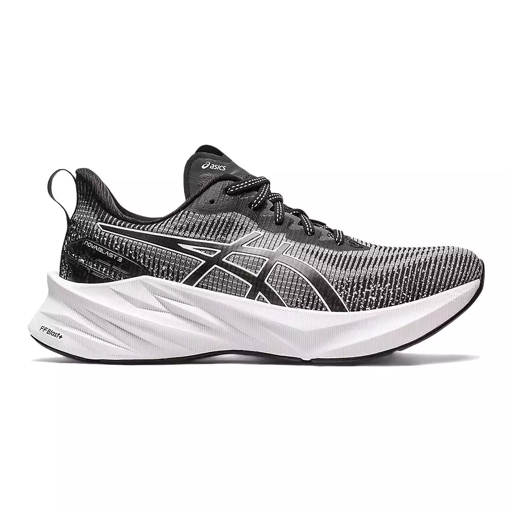 Women's Asics Novablast 3 LE, White/Black, 11 B Medium